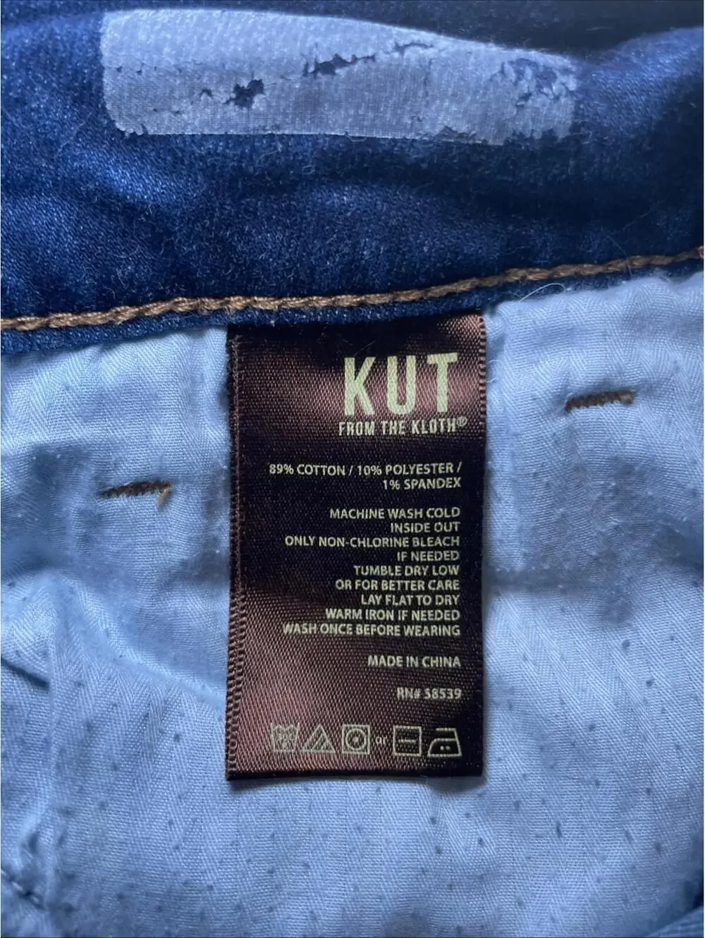 Kut From The Kloth jeans 58539 crop straight leg Raw Hem Size 10 - Picture 16 of 16